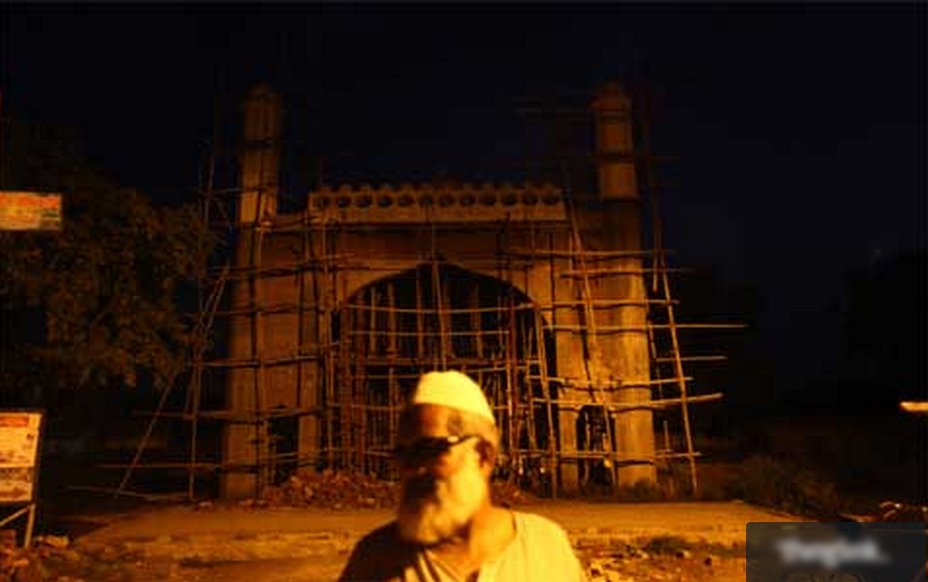 On July 23, four days before riots broke out between Sikhs and Muslims in Saharanpur city, nearly 2,500 Hindus answered the message, gathering quickly at Kothwai Nagar, 5 km outside the city